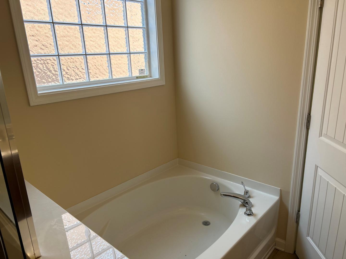 98 Verrazano Place Property Photo 12