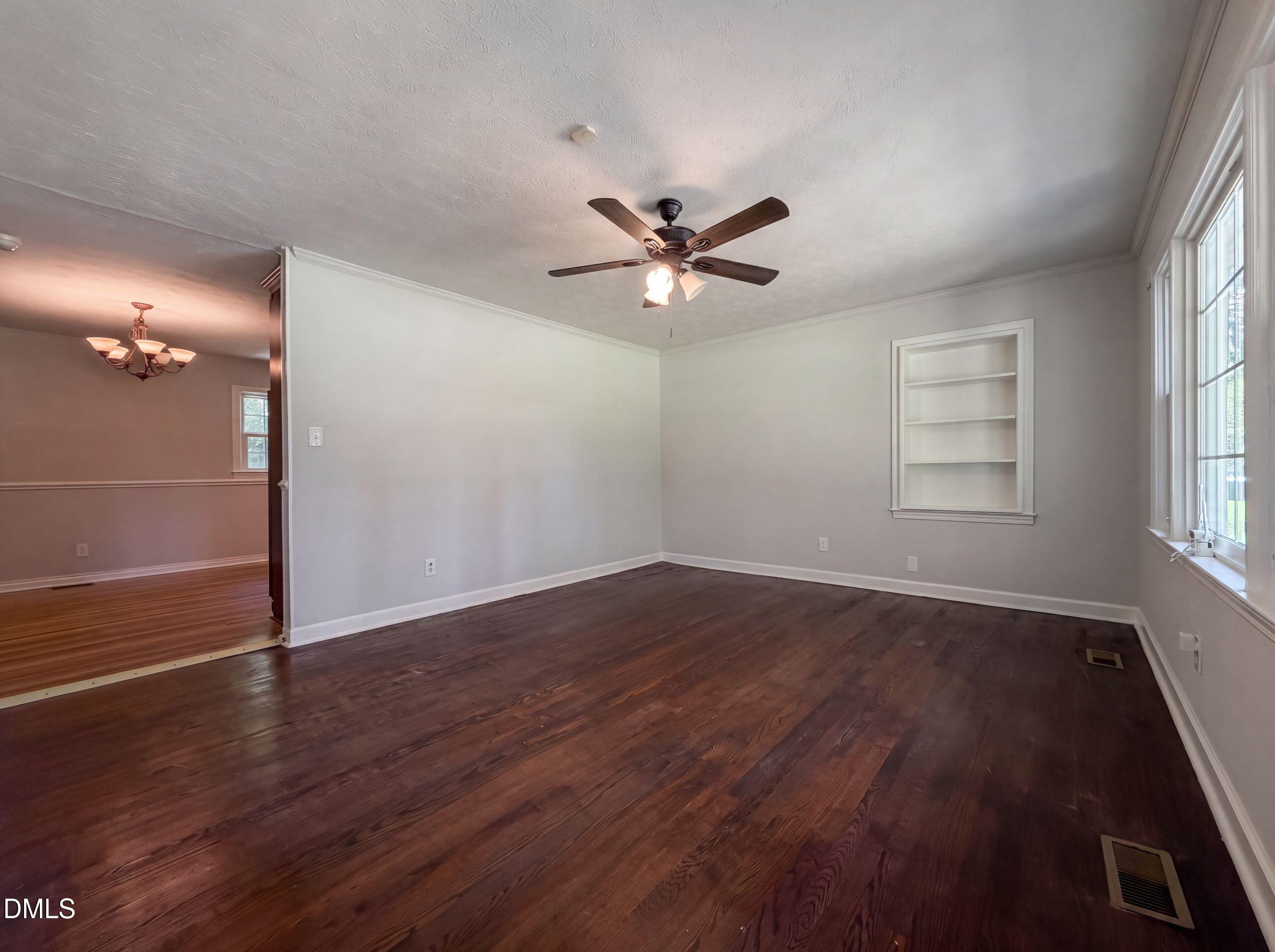 4060 Rosehill Road Property Photo 3