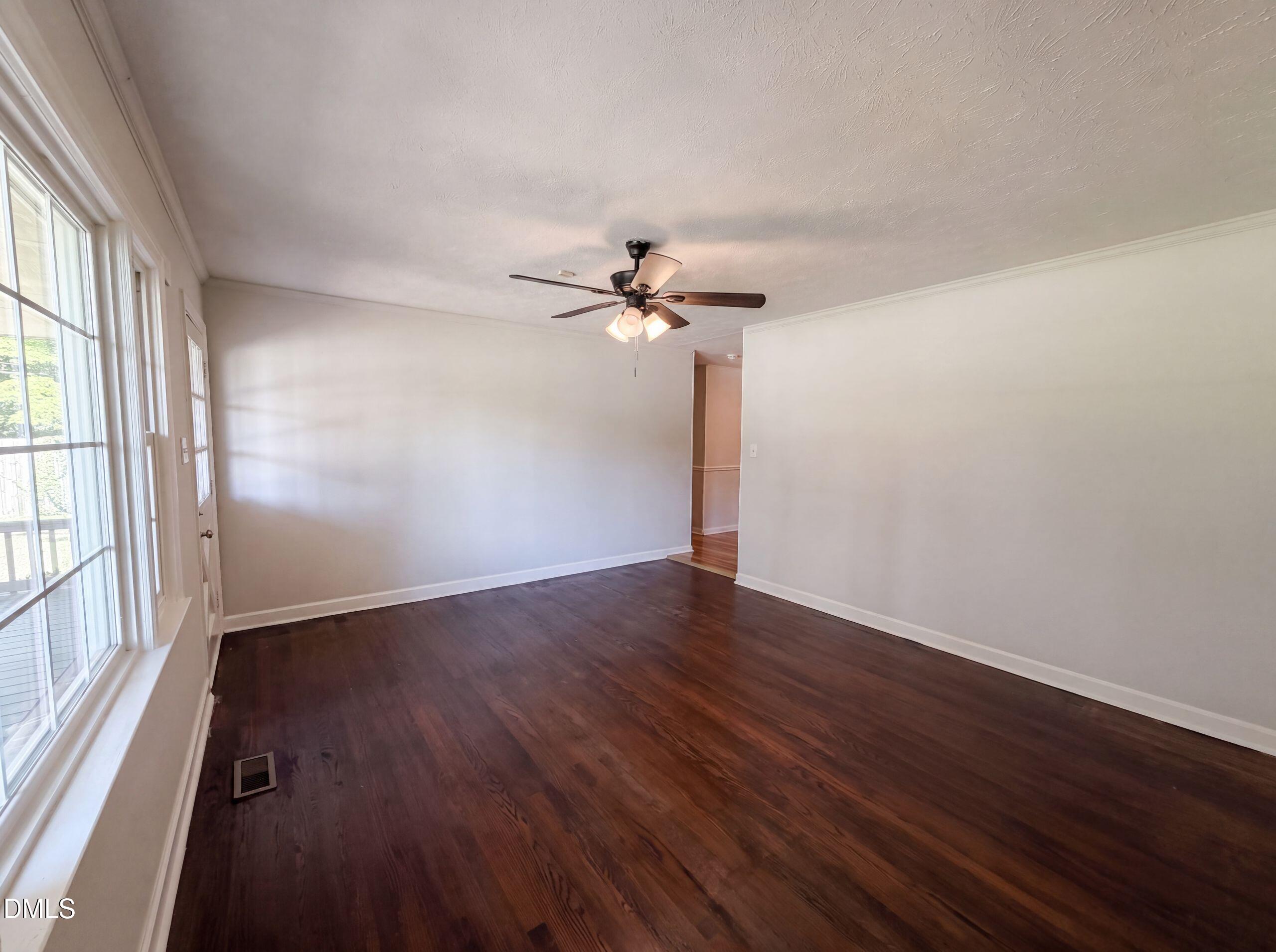 4060 Rosehill Road Property Photo 7