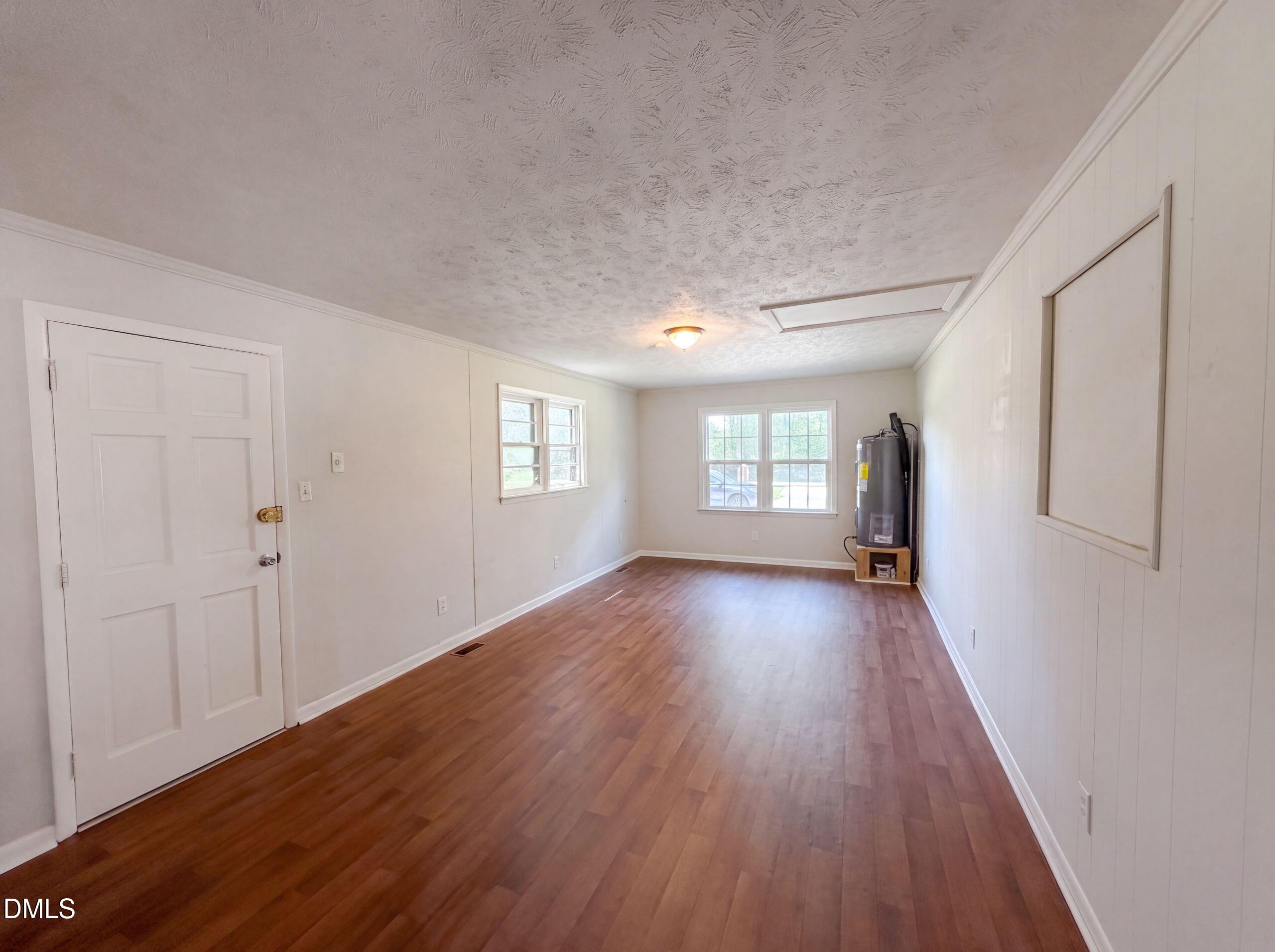 4060 Rosehill Road Property Photo 8