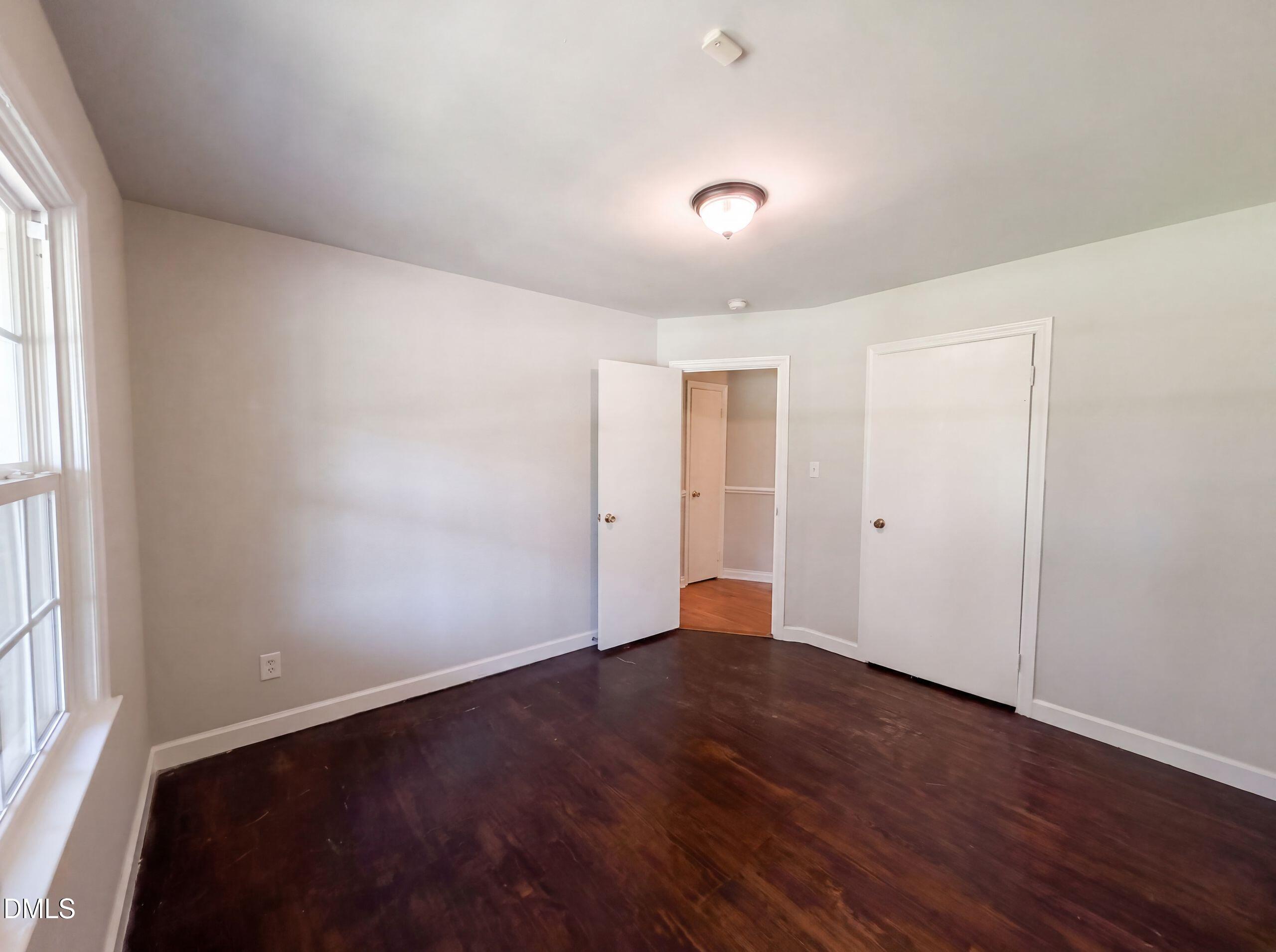 4060 Rosehill Road Property Photo 11