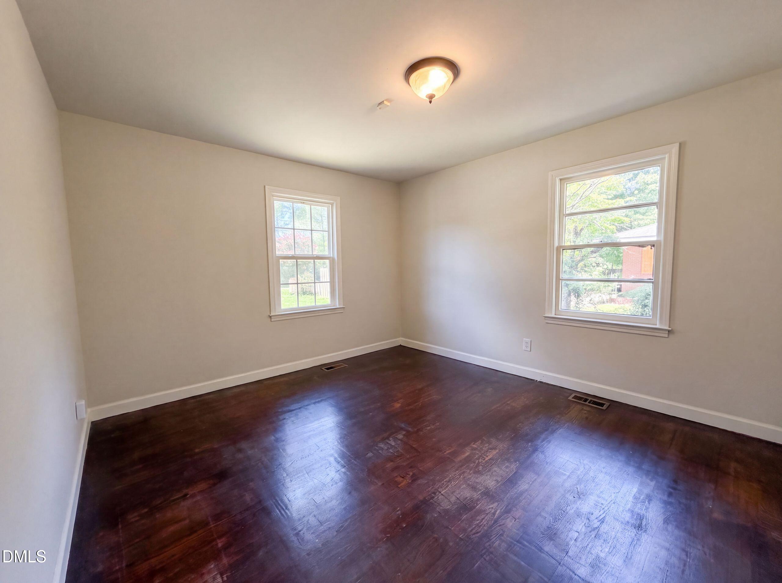4060 Rosehill Road Property Photo 12