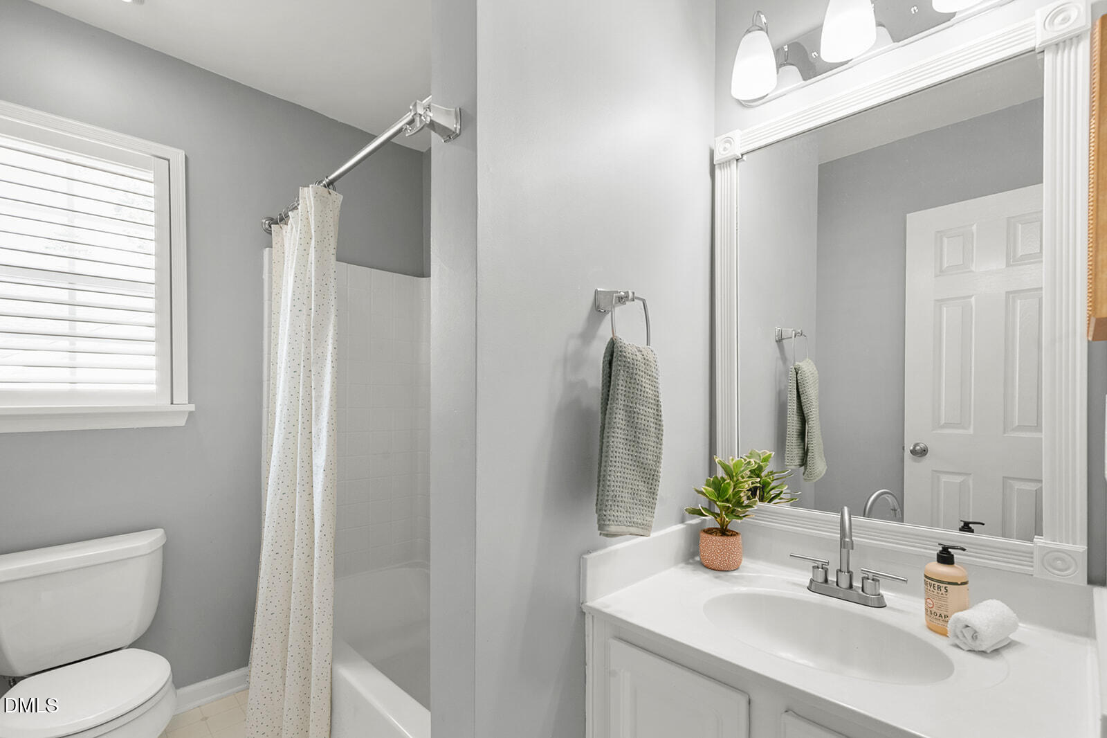 6012 Solitude Way Property Photo 34