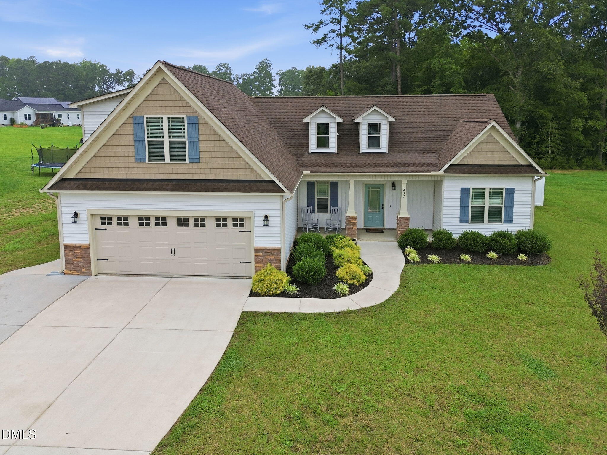 237 Carolina Landing Drive Property Photo 4