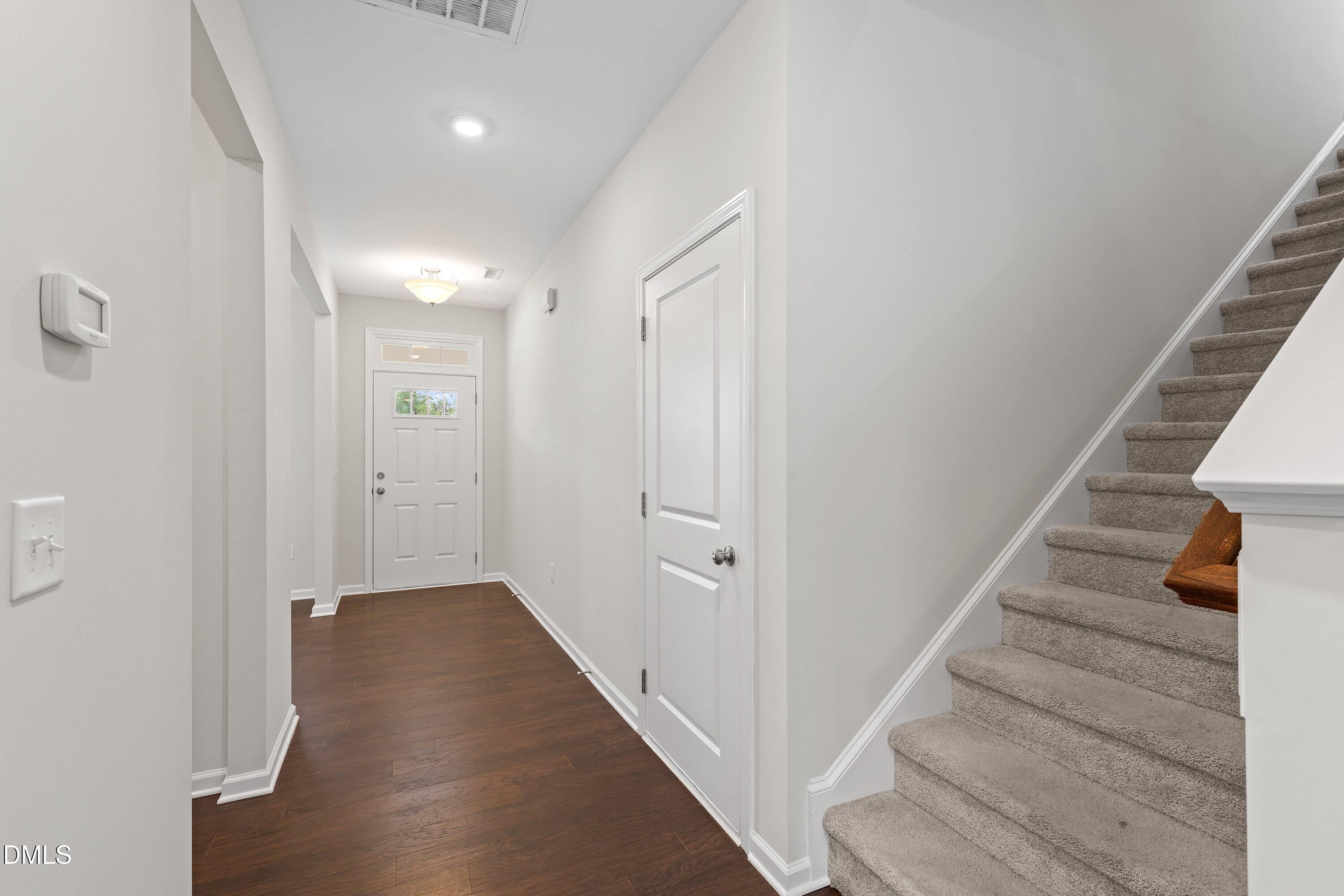 224 Anton Way Property Photo 6