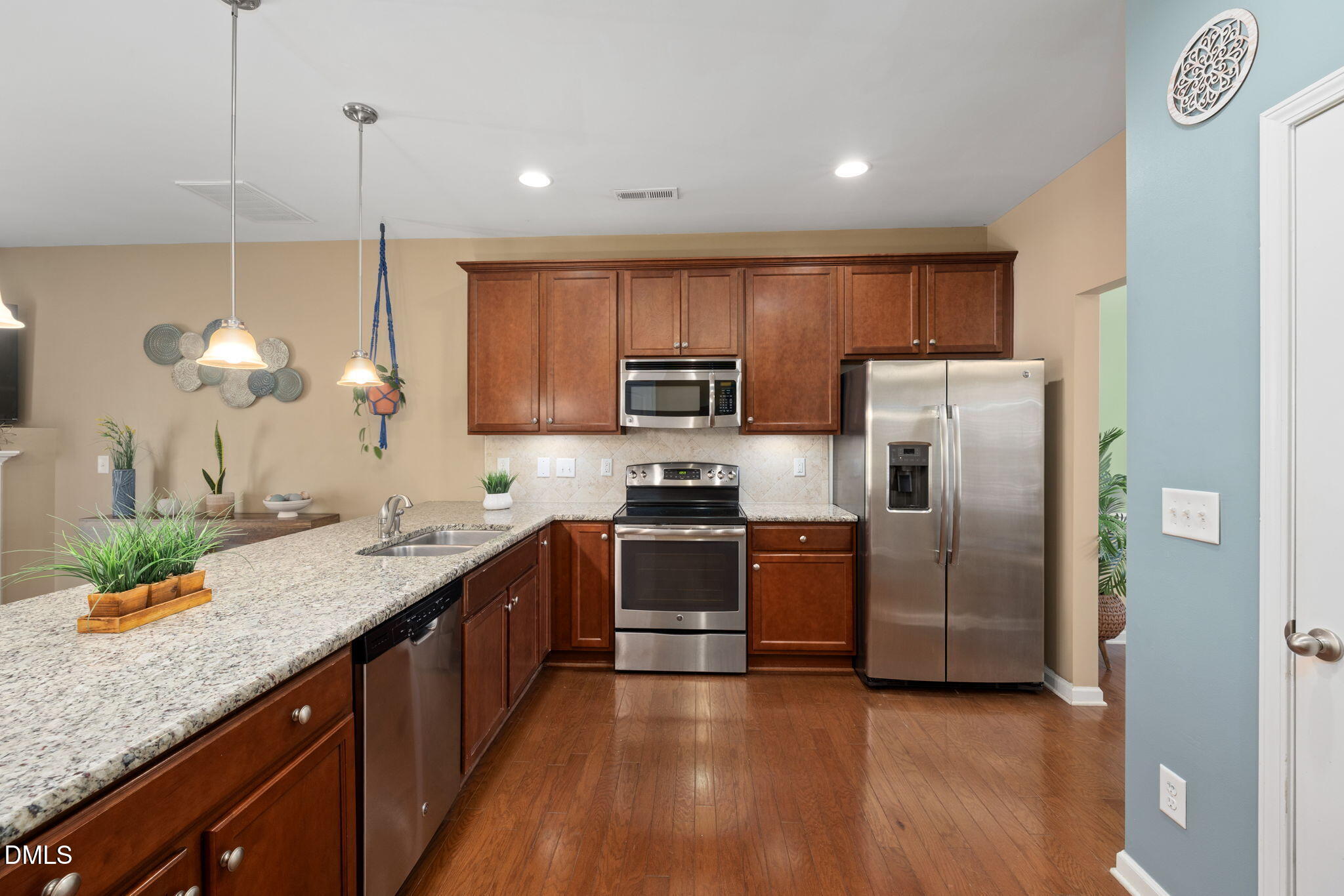 1304 Cozart Street Property Photo 11