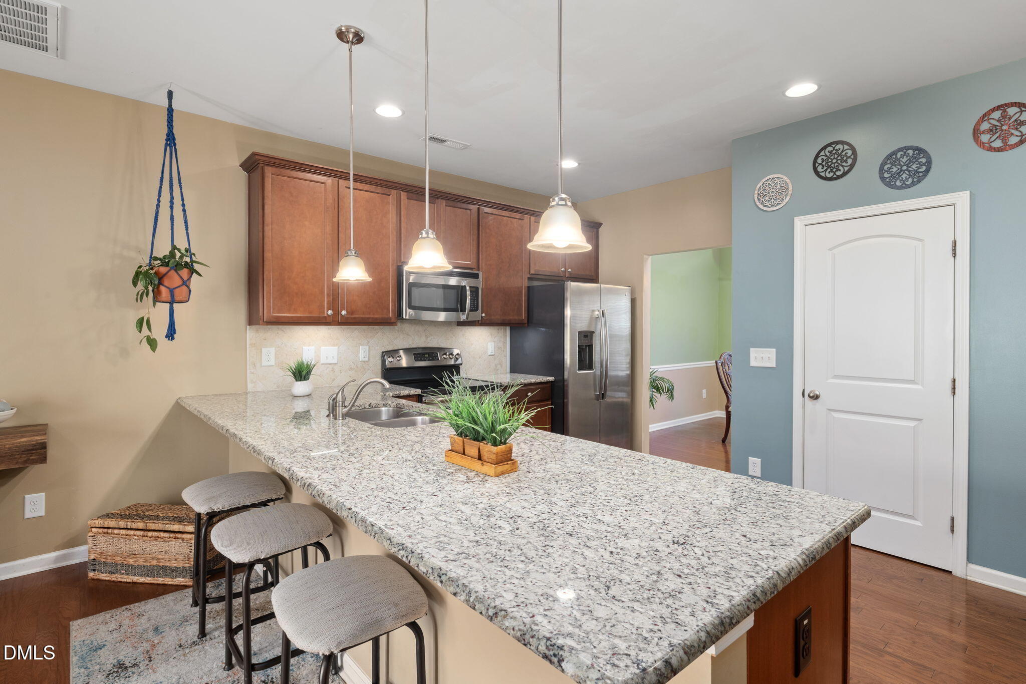 1304 Cozart Street Property Photo 12