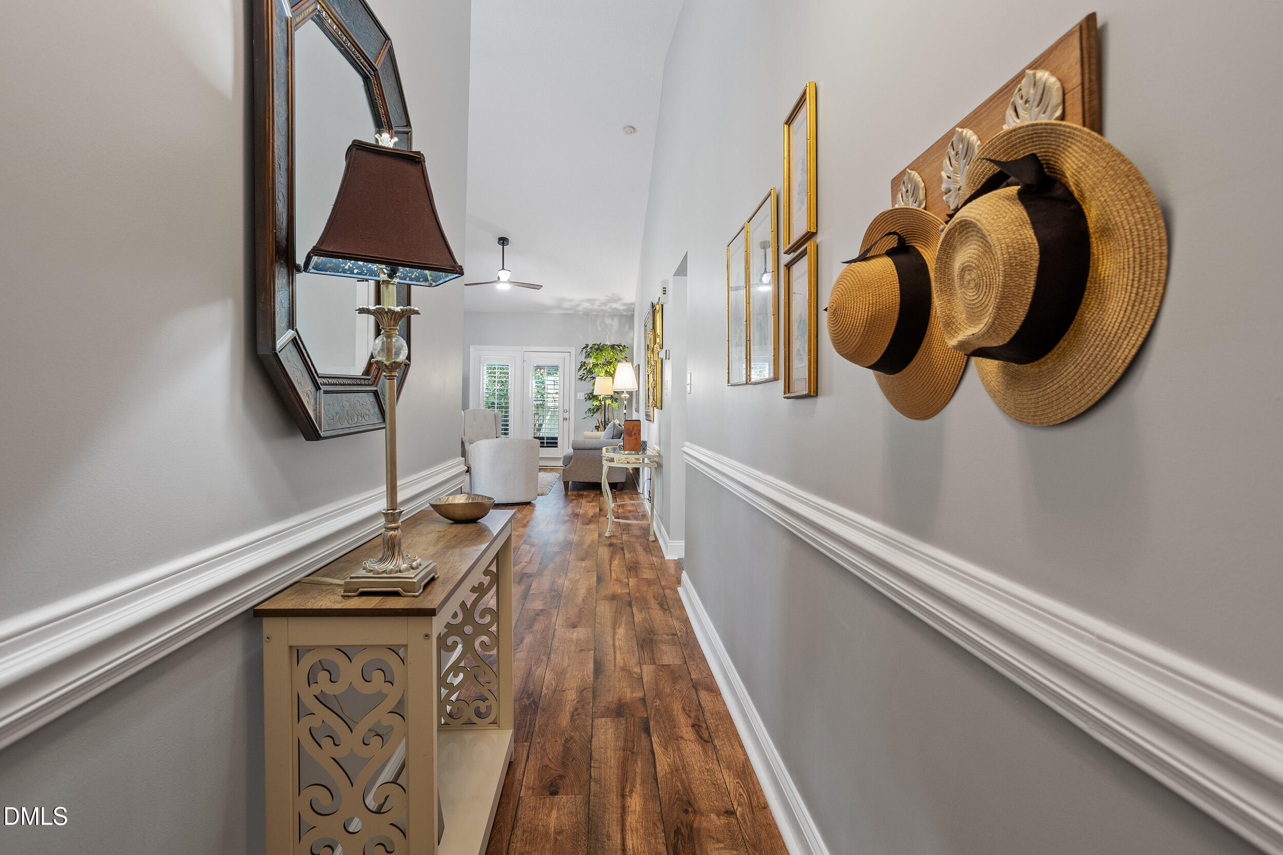 1238 Shadowbark Court Property Photo 8