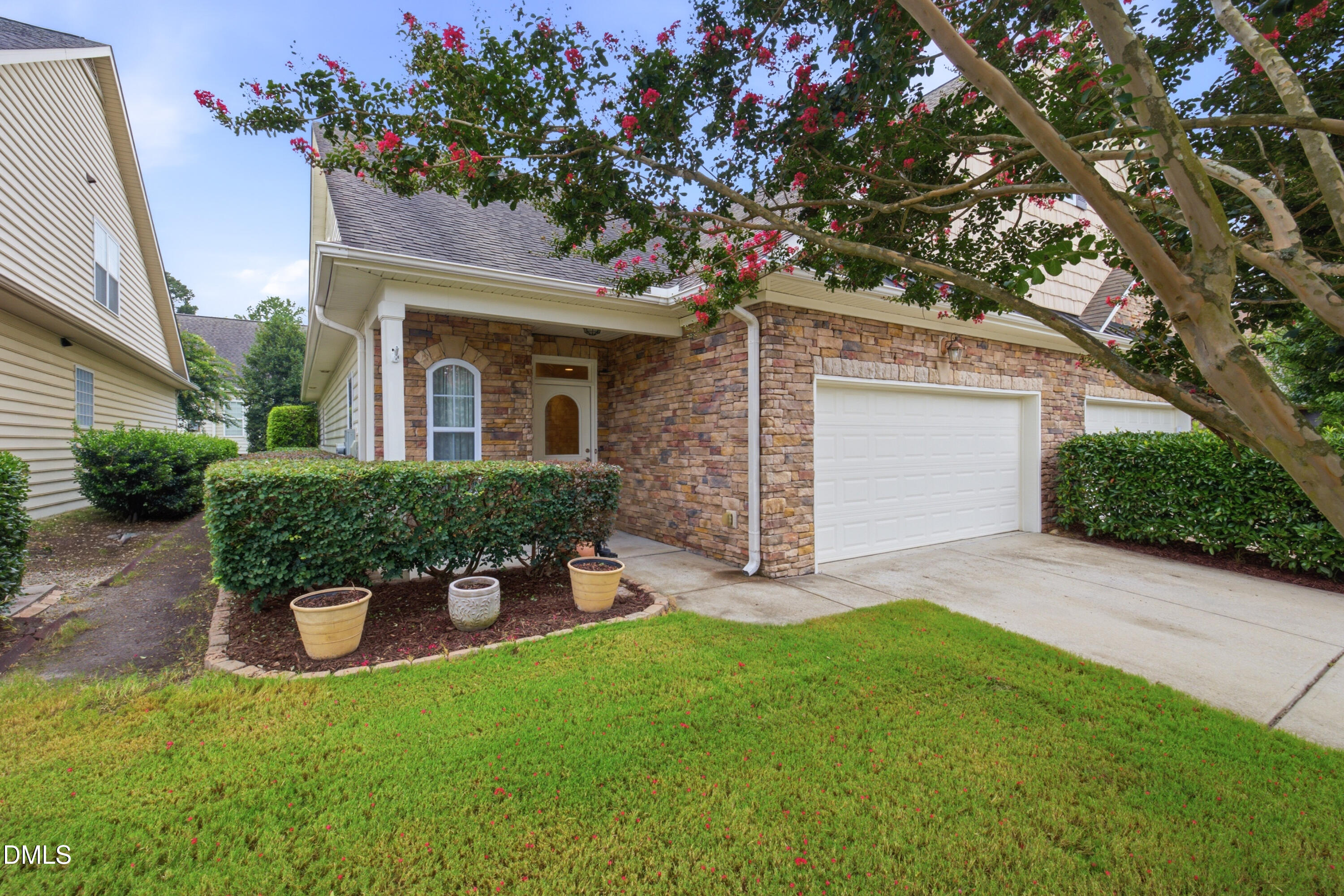 8009 Crookneck Drive Property Photo 10