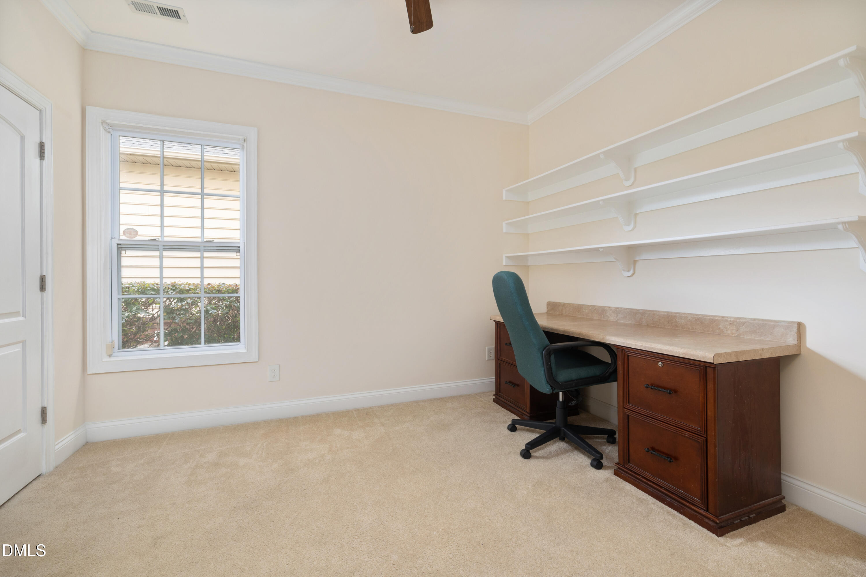 8009 Crookneck Drive Property Photo 14