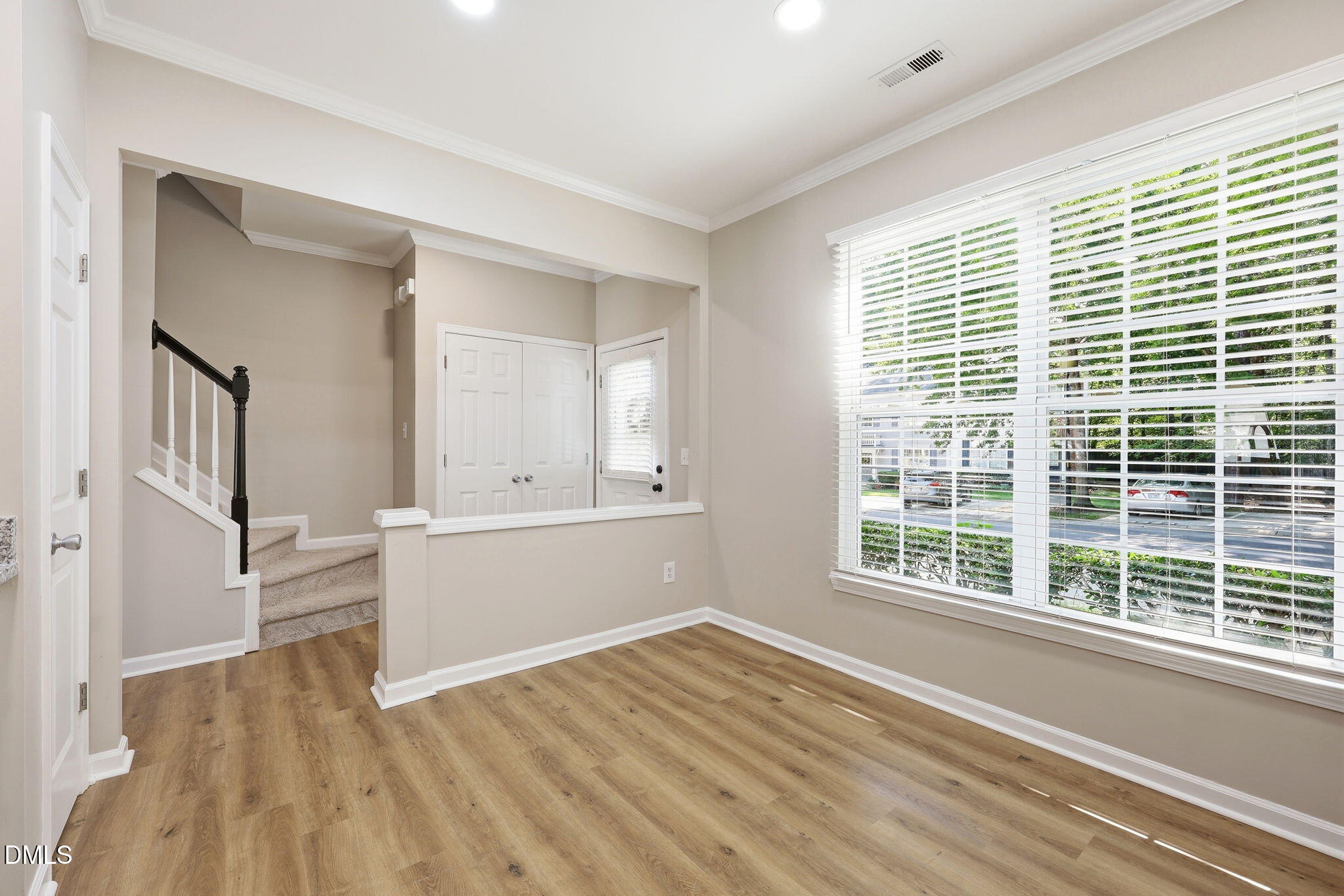 4325 Vienna Crest Drive Property Photo 13