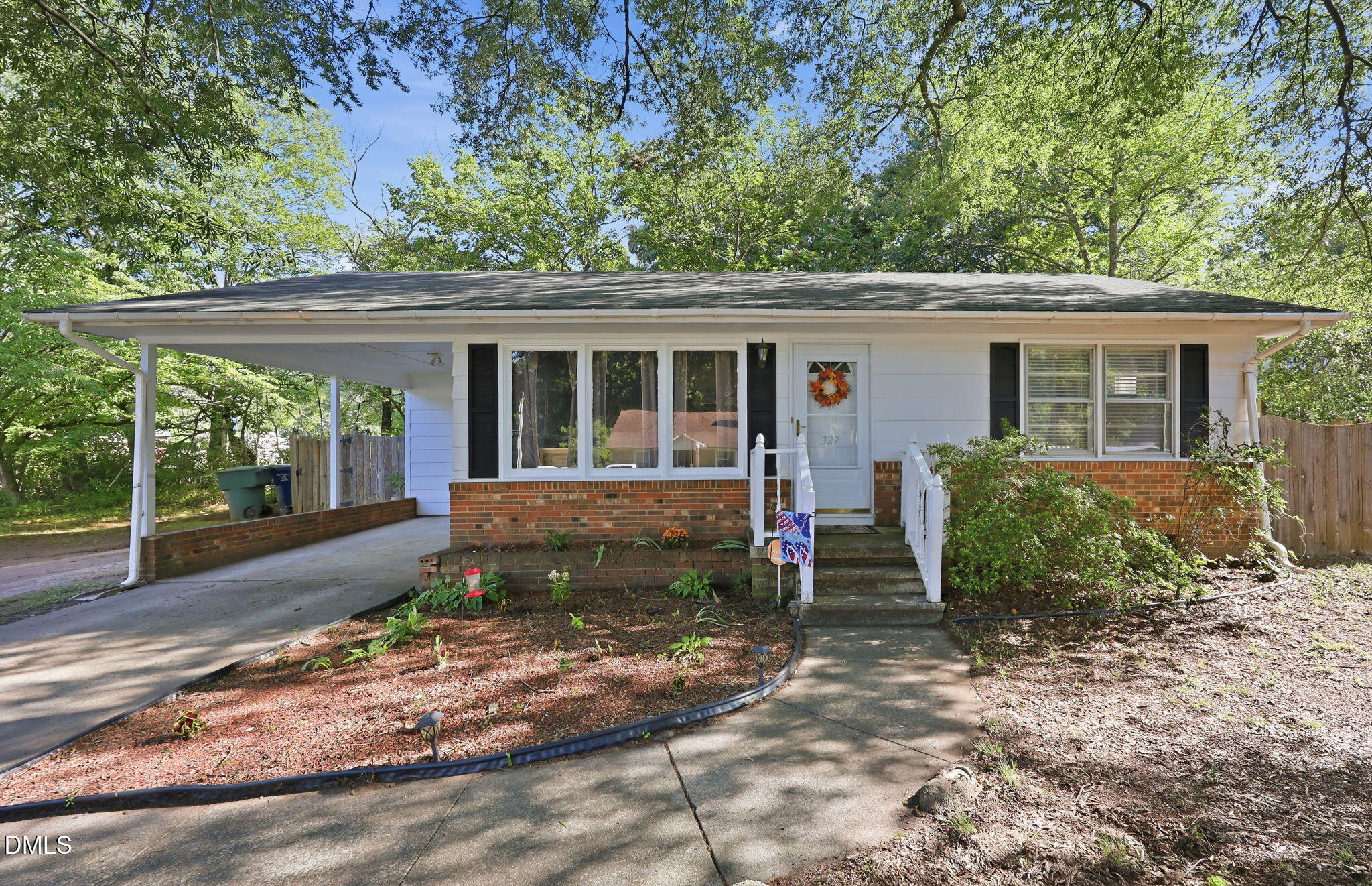 327 Burke Street Property Photo 1
