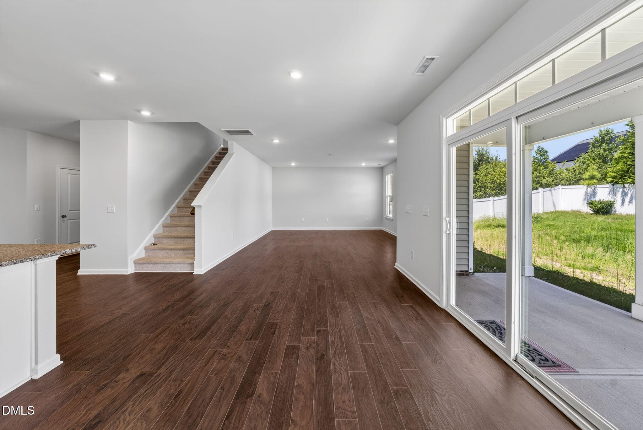 124 Dimmer Garden Lane Property Photo 24