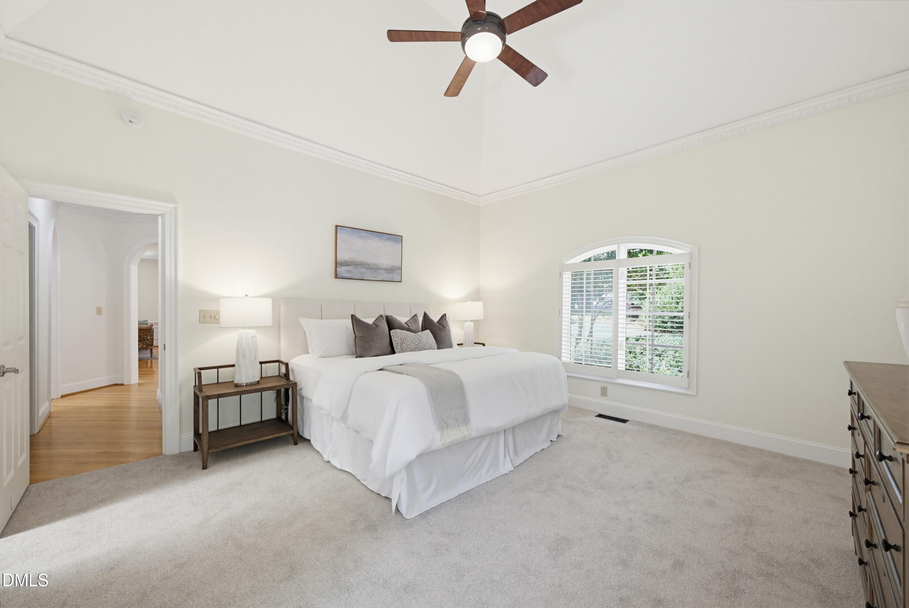 6117 Weobley Lane Property Photo 4