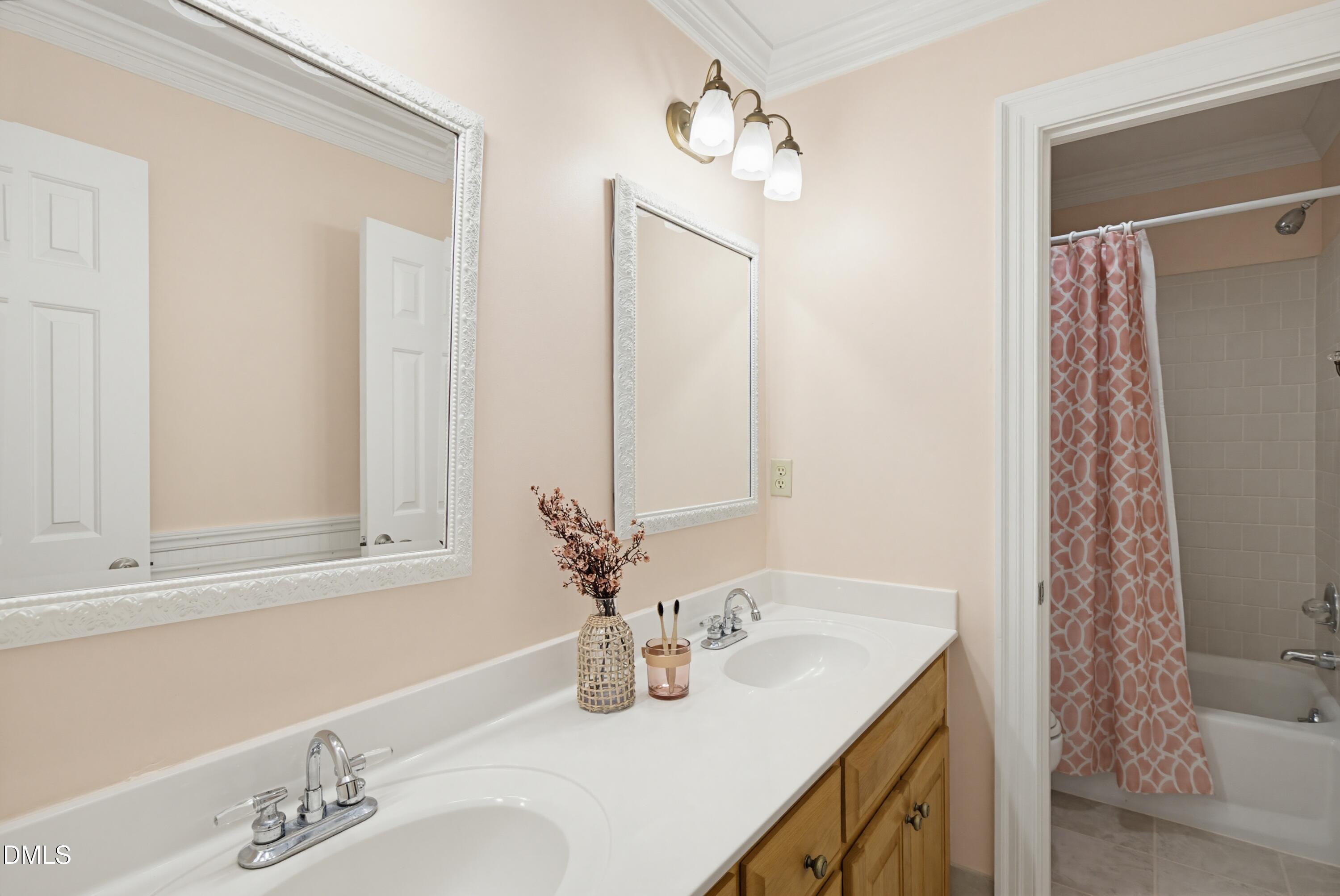 6117 Weobley Lane Property Photo 38