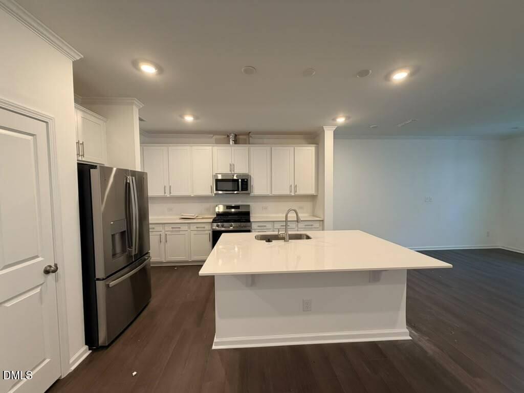 228 Deercroft Drive Property Photo 6