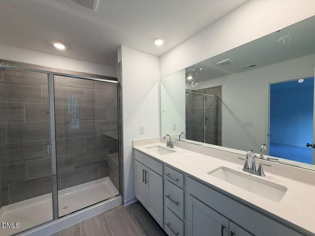 228 Deercroft Drive Property Photo 14