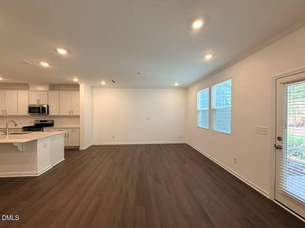 228 Deercroft Drive Property Photo 18