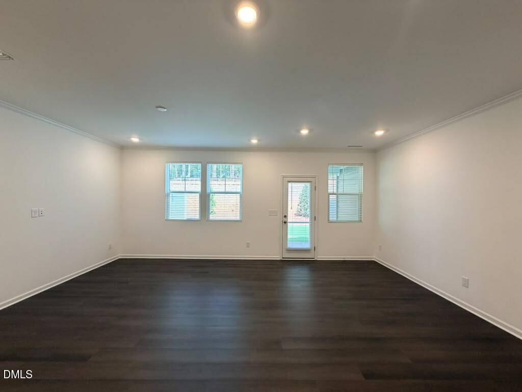 228 Deercroft Drive Property Photo 19