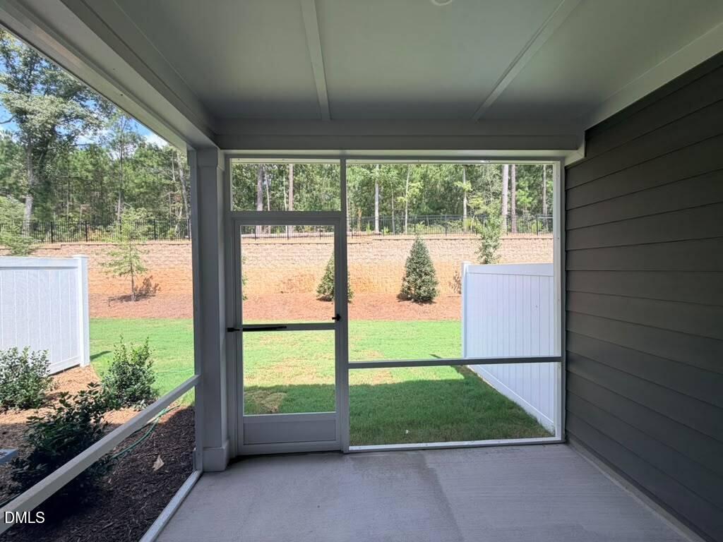 228 Deercroft Drive Property Photo 20