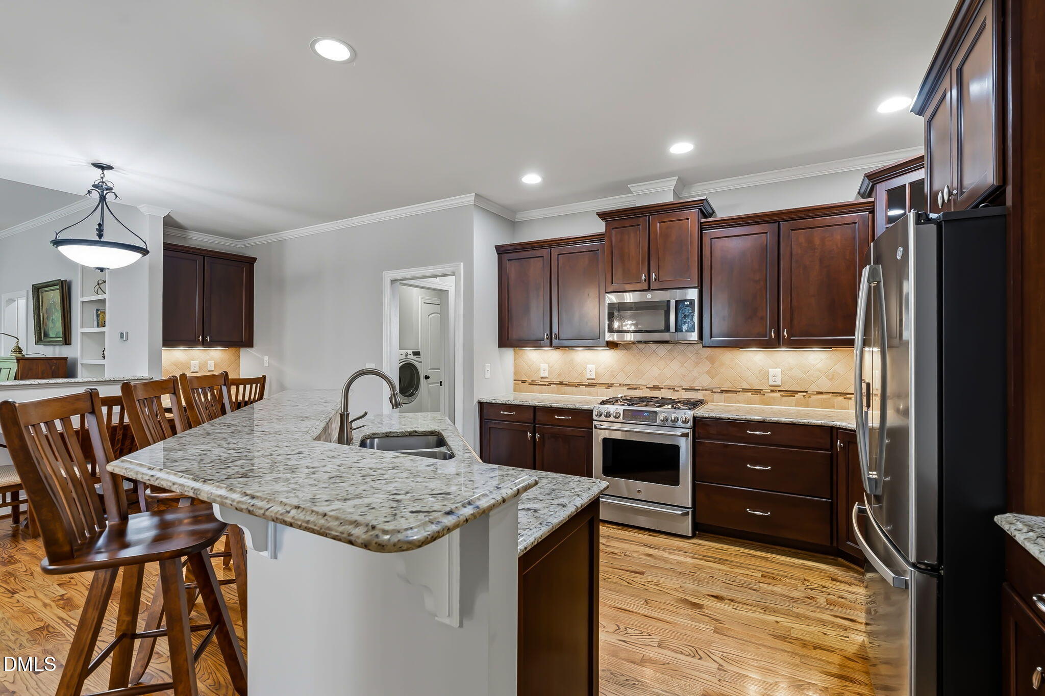528 Dimock Way Property Photo 12