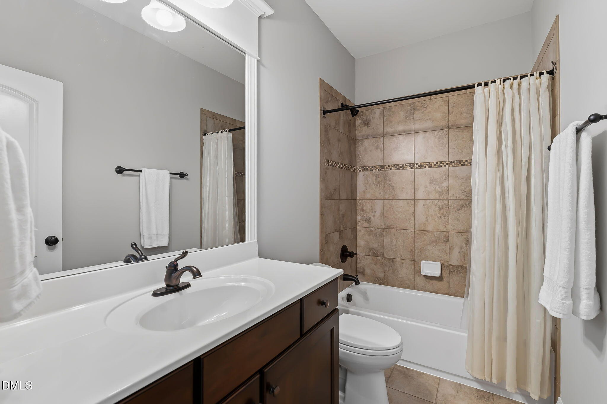 528 Dimock Way Property Photo 26