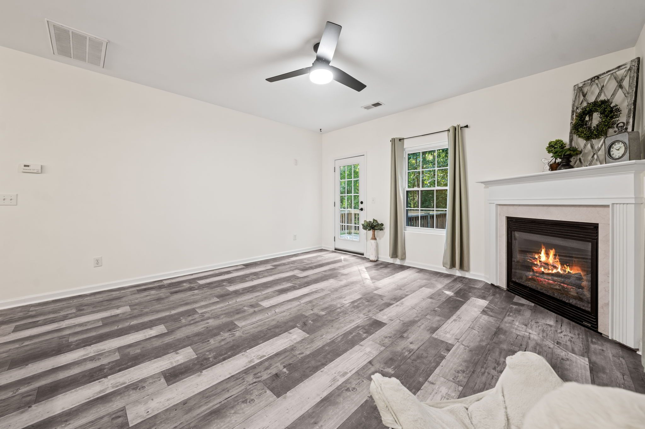 228 River Hills Drive Property Photo 15