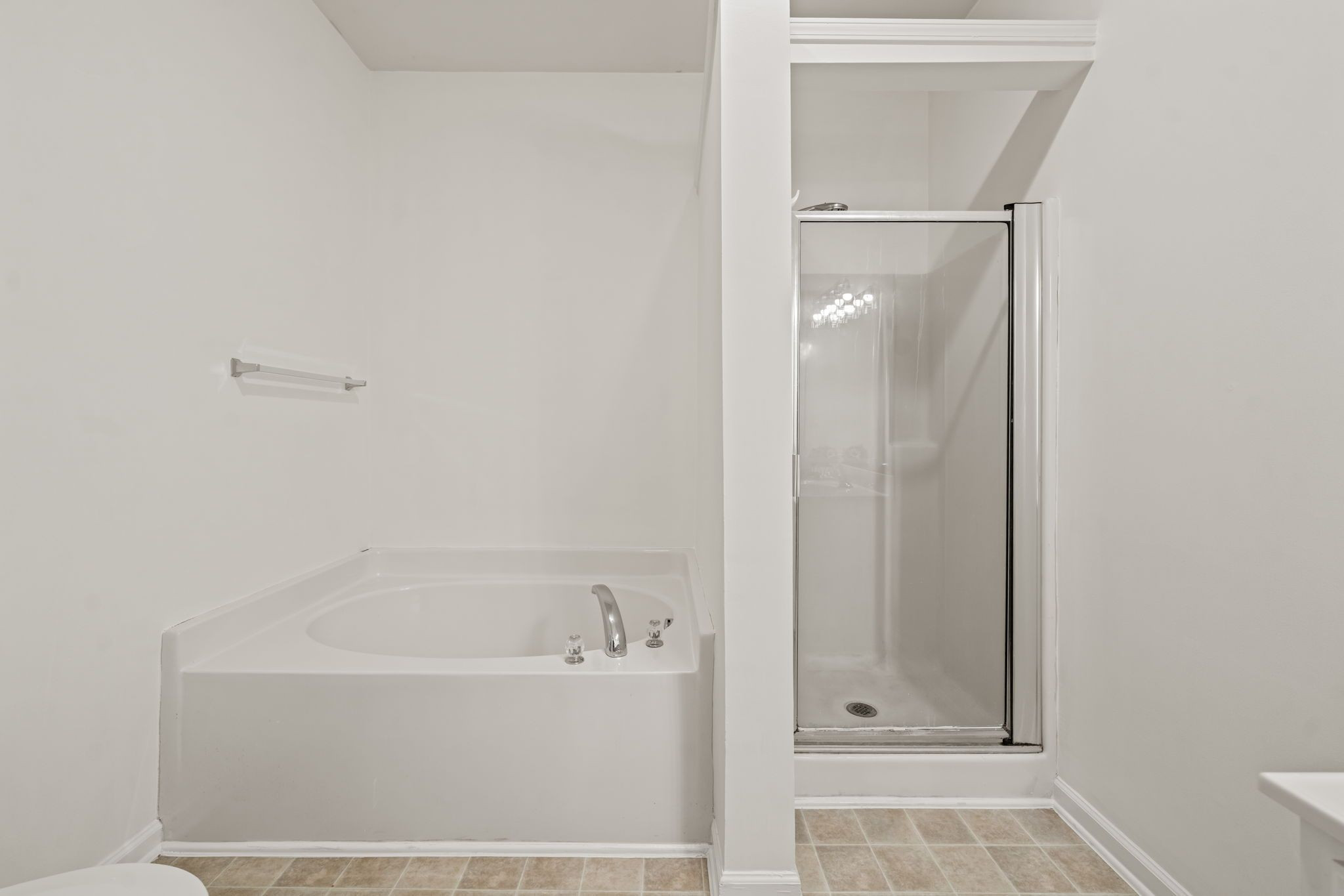 228 River Hills Drive Property Photo 24
