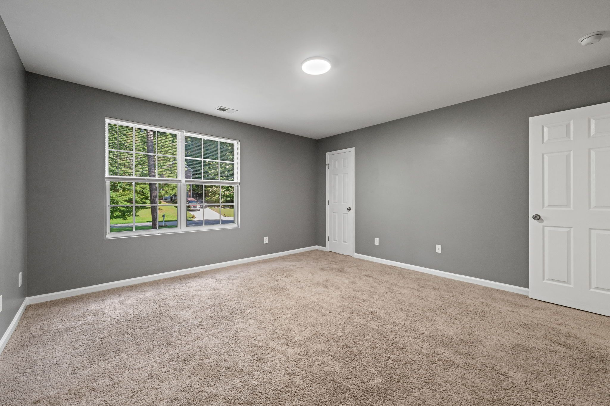 228 River Hills Drive Property Photo 31