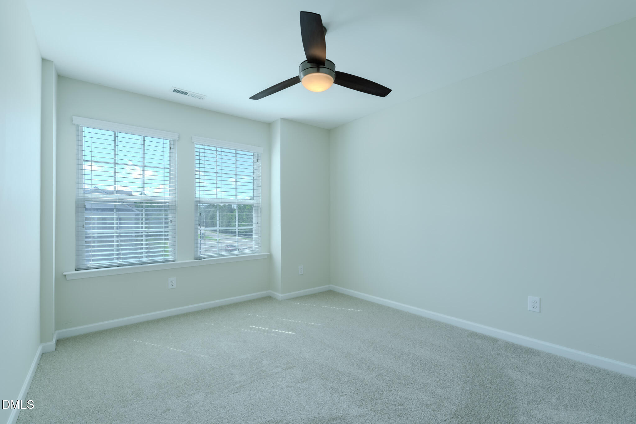 1432 Palace Garden Way Property Photo 29
