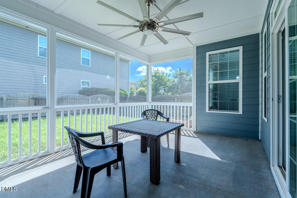 1432 Palace Garden Way Property Photo 37