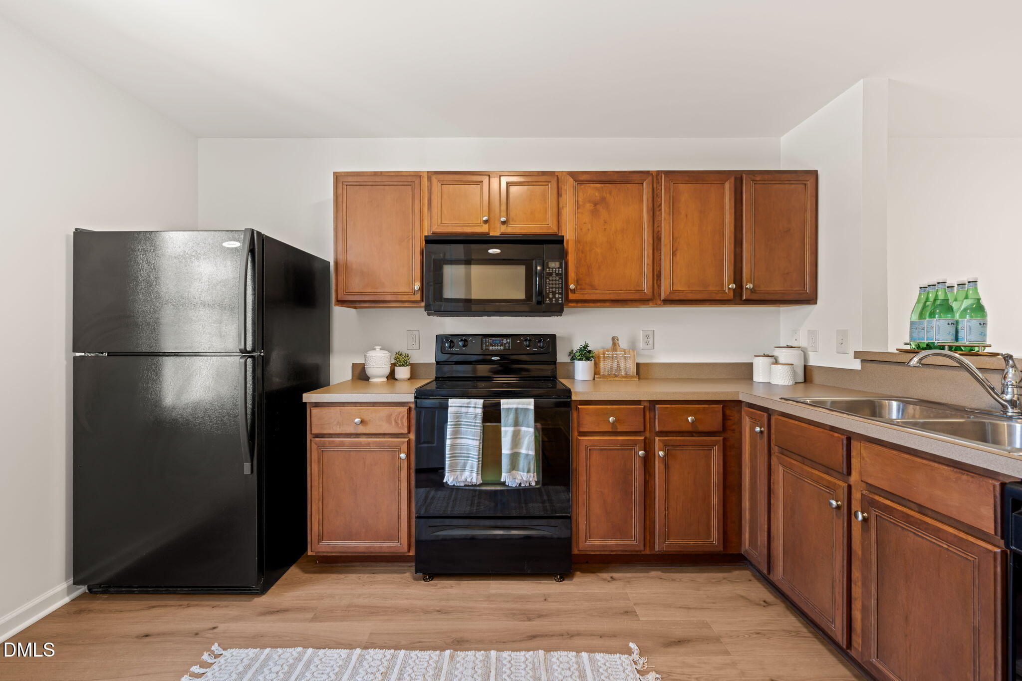 5122 Thornton Knoll Way Property Photo 6