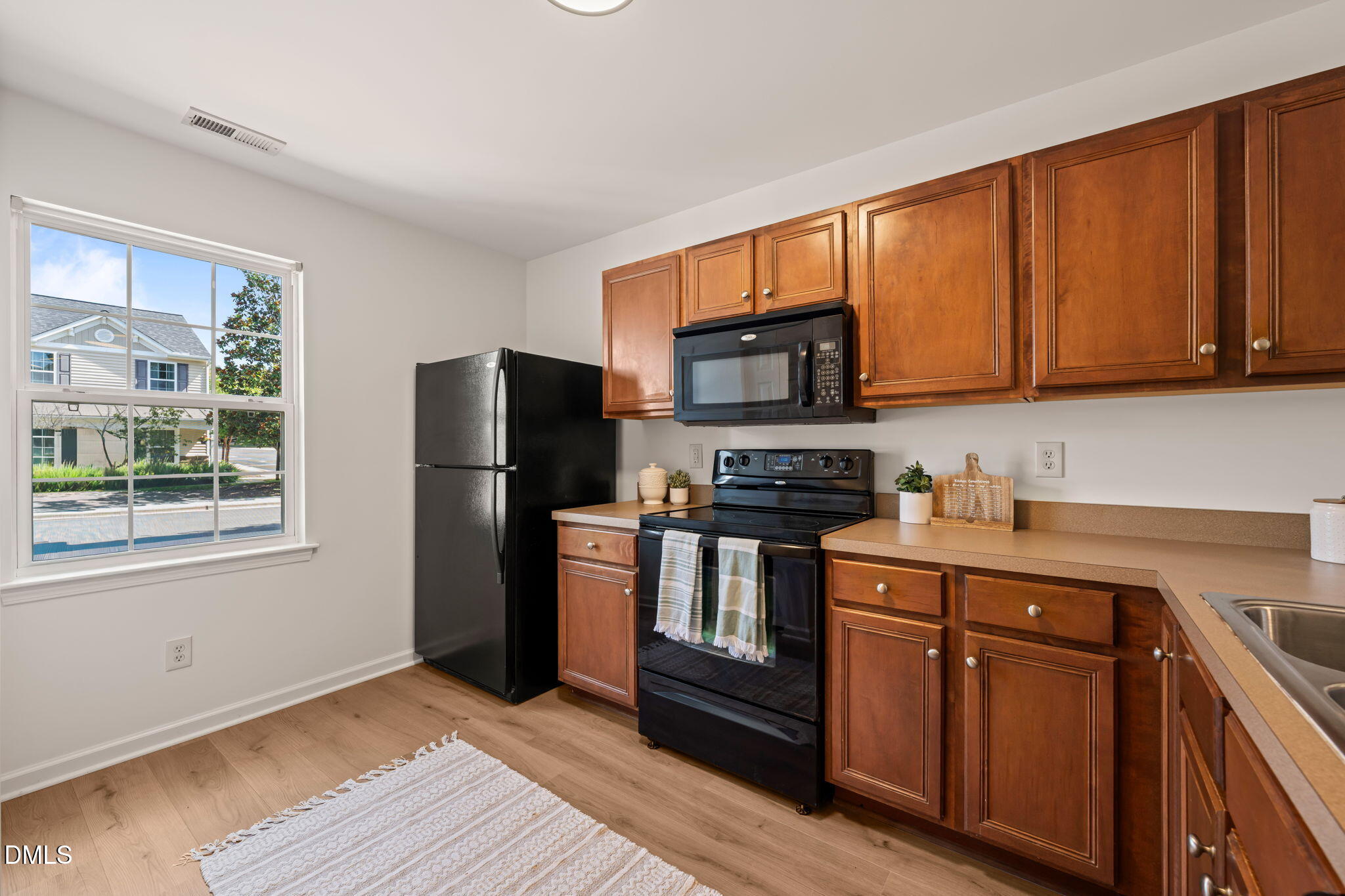 5122 Thornton Knoll Way Property Photo 7