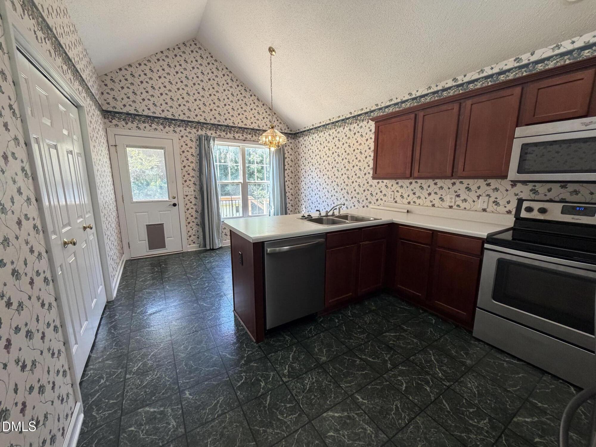 3620 Westmeadow Lane Property Photo 14