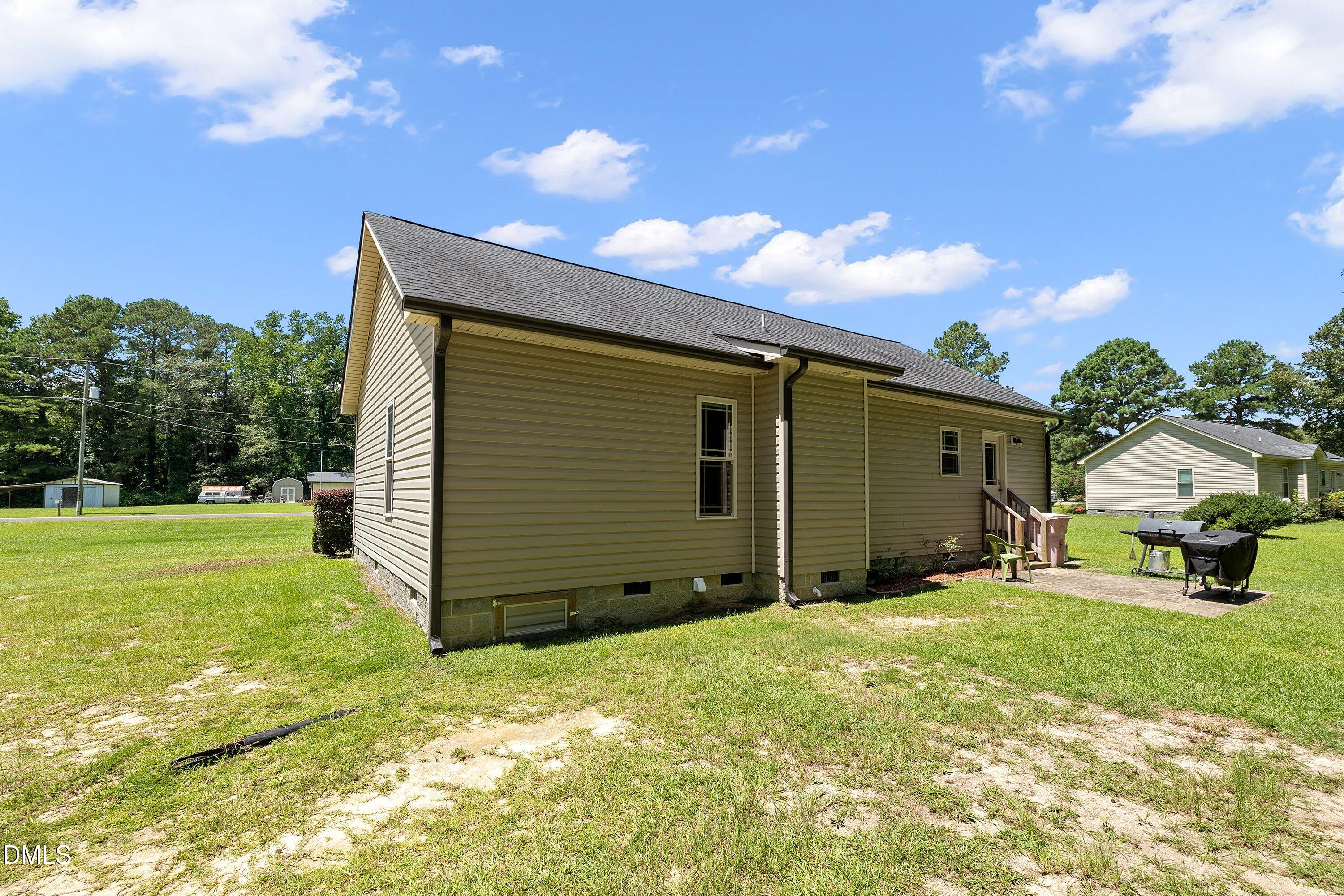 70 Young Road Property Photo 31