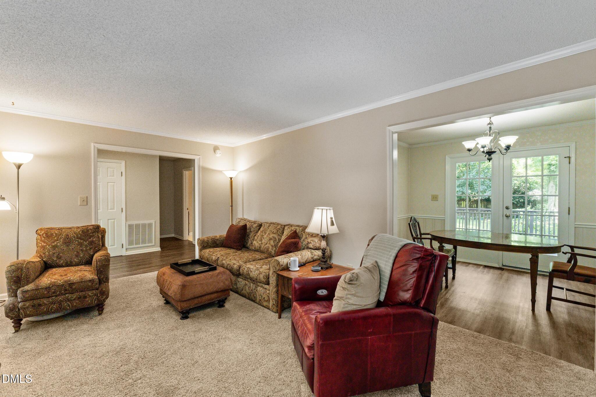109 Burkwood Lane Property Photo 6