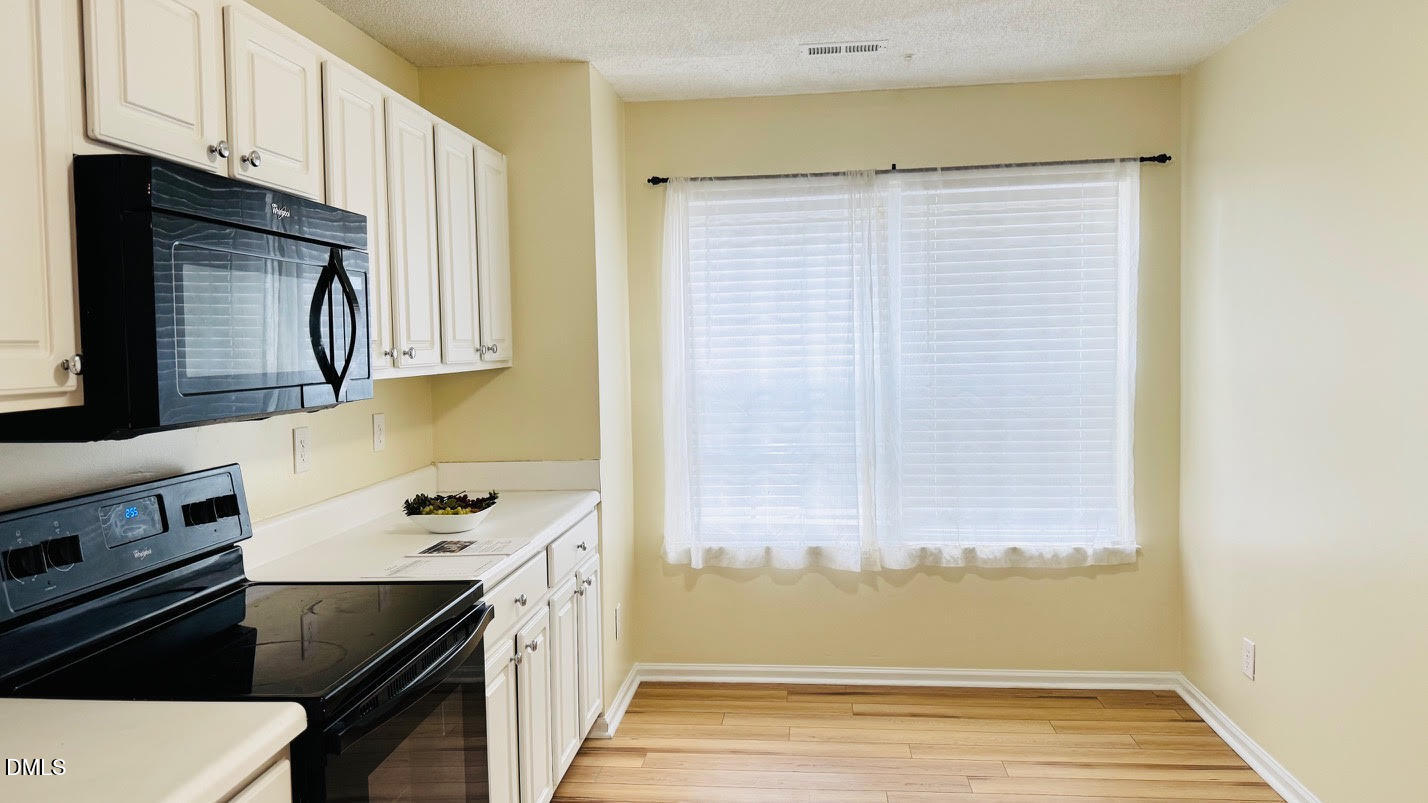 308 Virens Drive Property Photo 8
