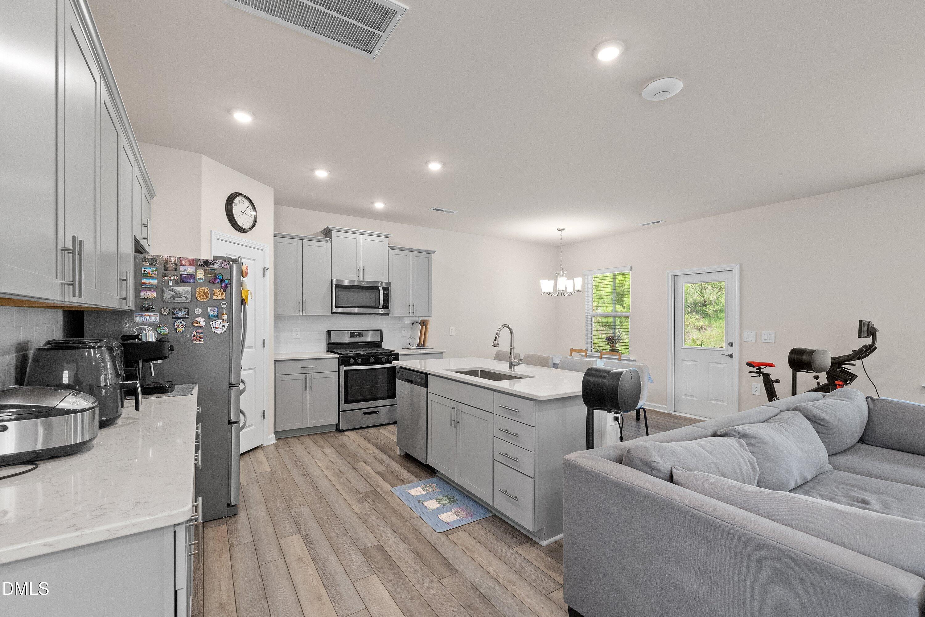 1003 Flyfish Avenue Property Photo 10