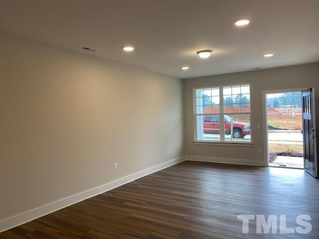 904 Hillman Lane Property Photo 4