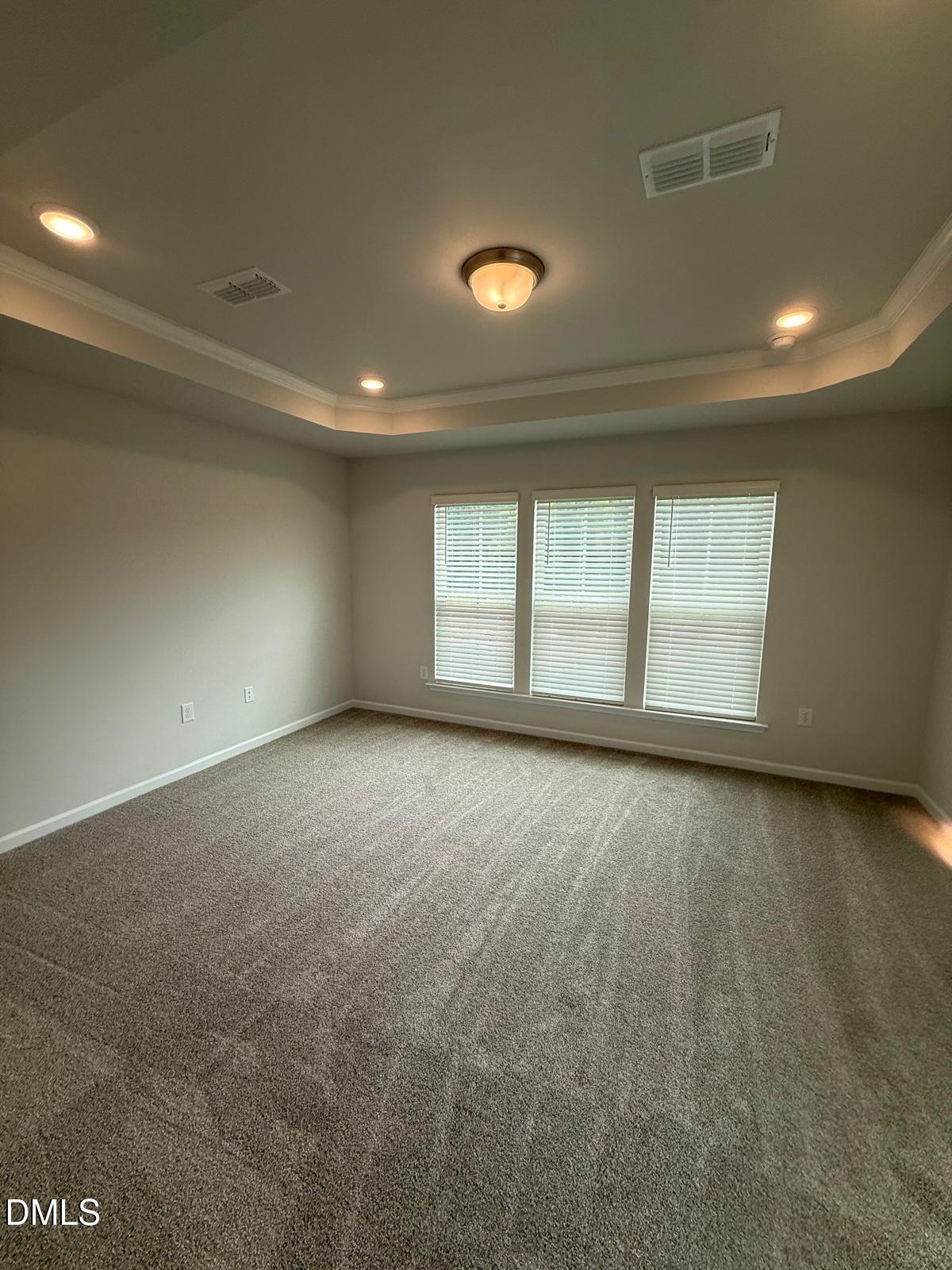 260 Ravenscraig Park Place Property Photo 10