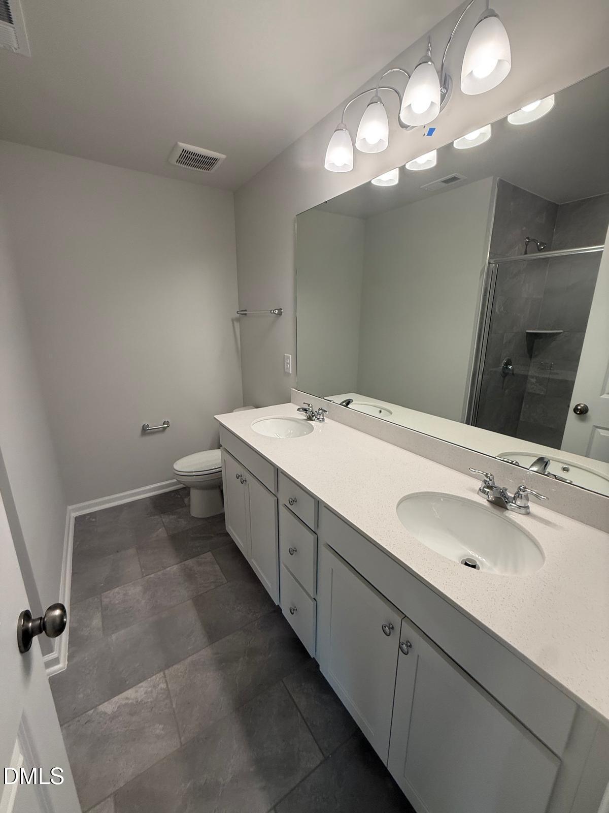 260 Ravenscraig Park Place Property Photo 13
