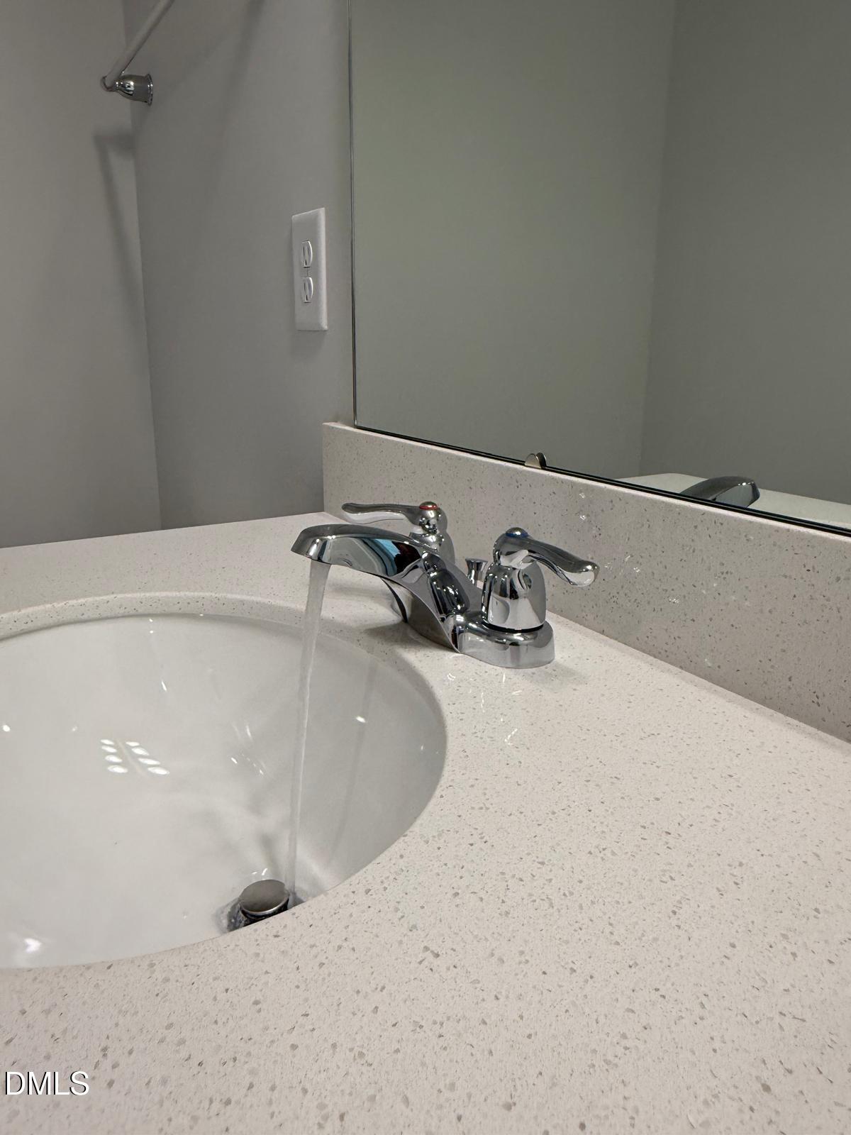 260 Ravenscraig Park Place Property Photo 16