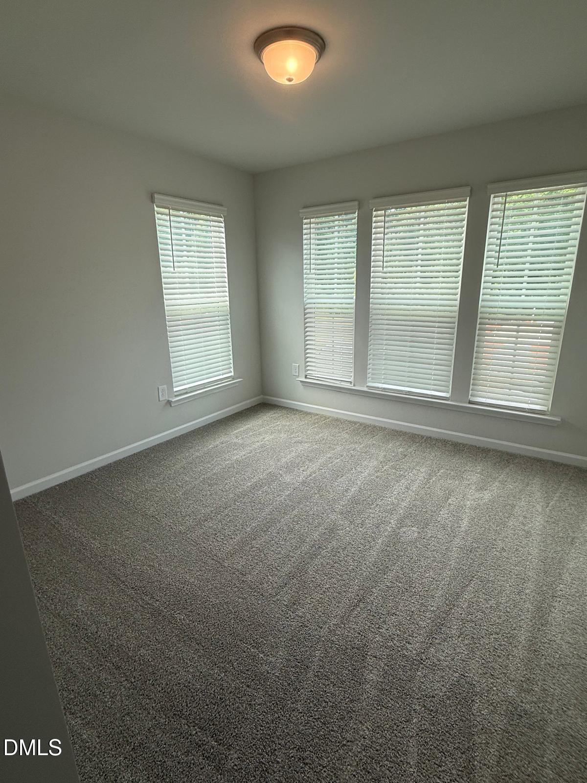 260 Ravenscraig Park Place Property Photo 19