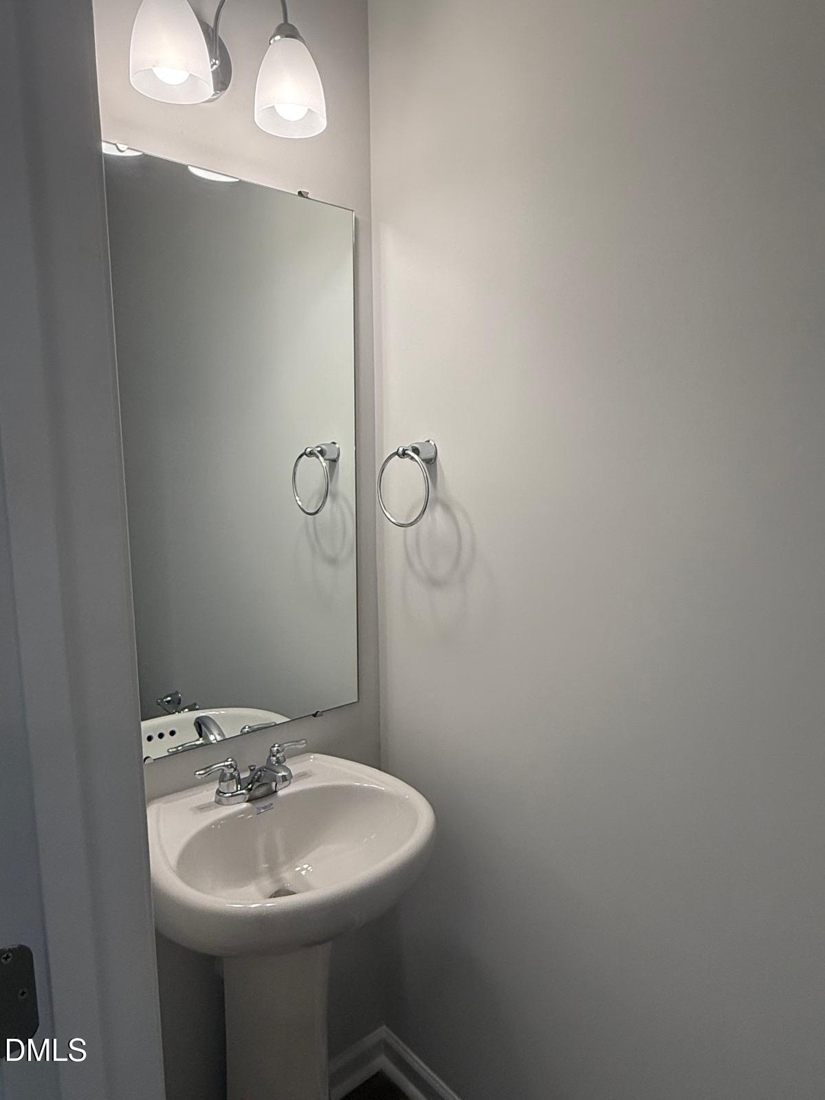 260 Ravenscraig Park Place Property Photo 29