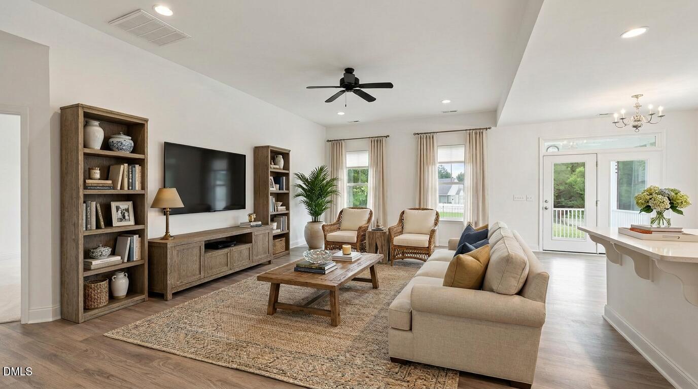 1404 Sage Tree Drive Property Photo 8