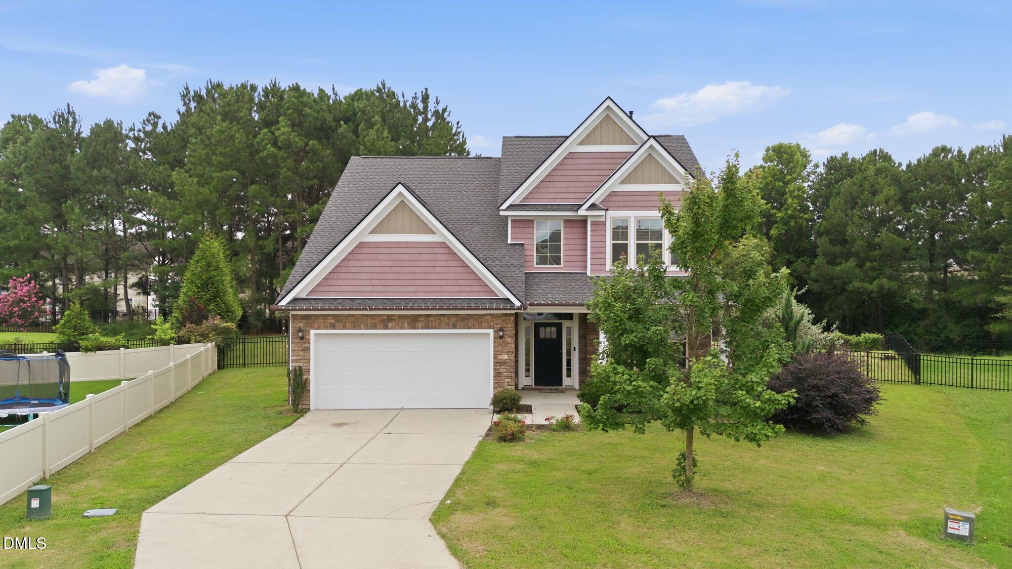 1404 Sage Tree Drive Property Photo 18