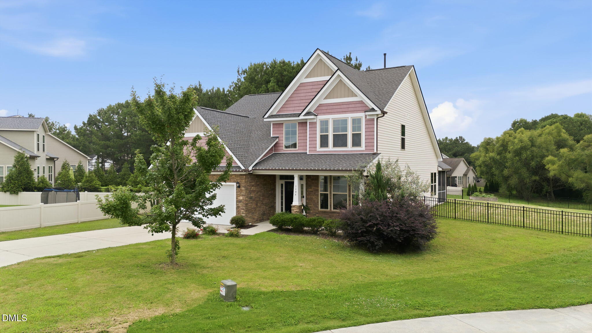 1404 Sage Tree Drive Property Photo 20