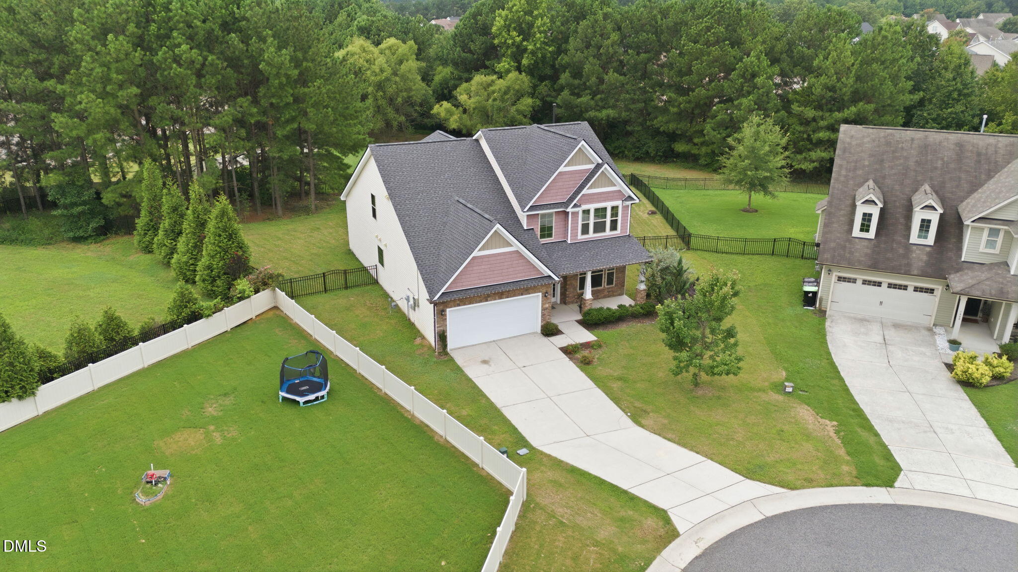 1404 Sage Tree Drive Property Photo 22