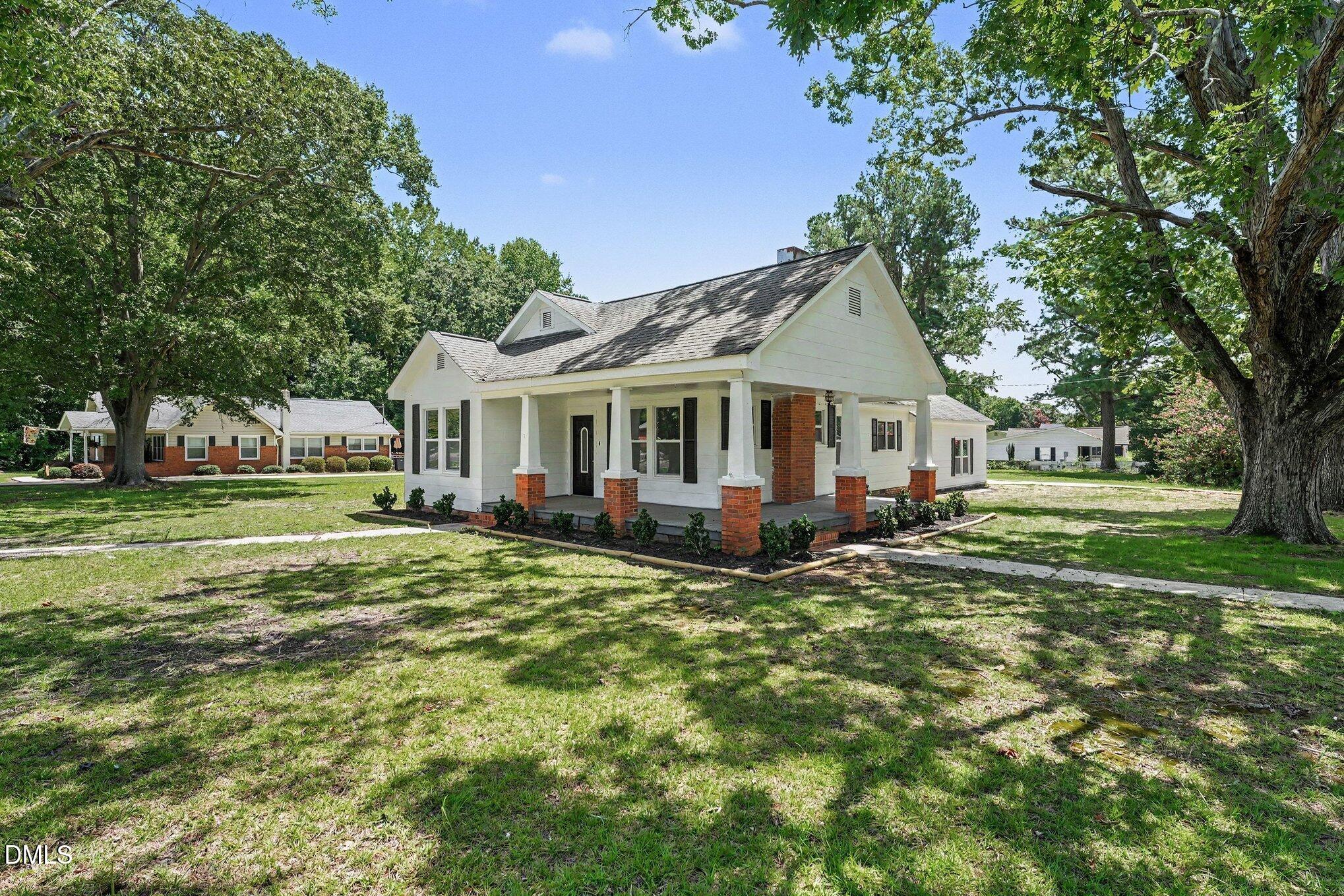 207 Old Post Road Property Photo 4