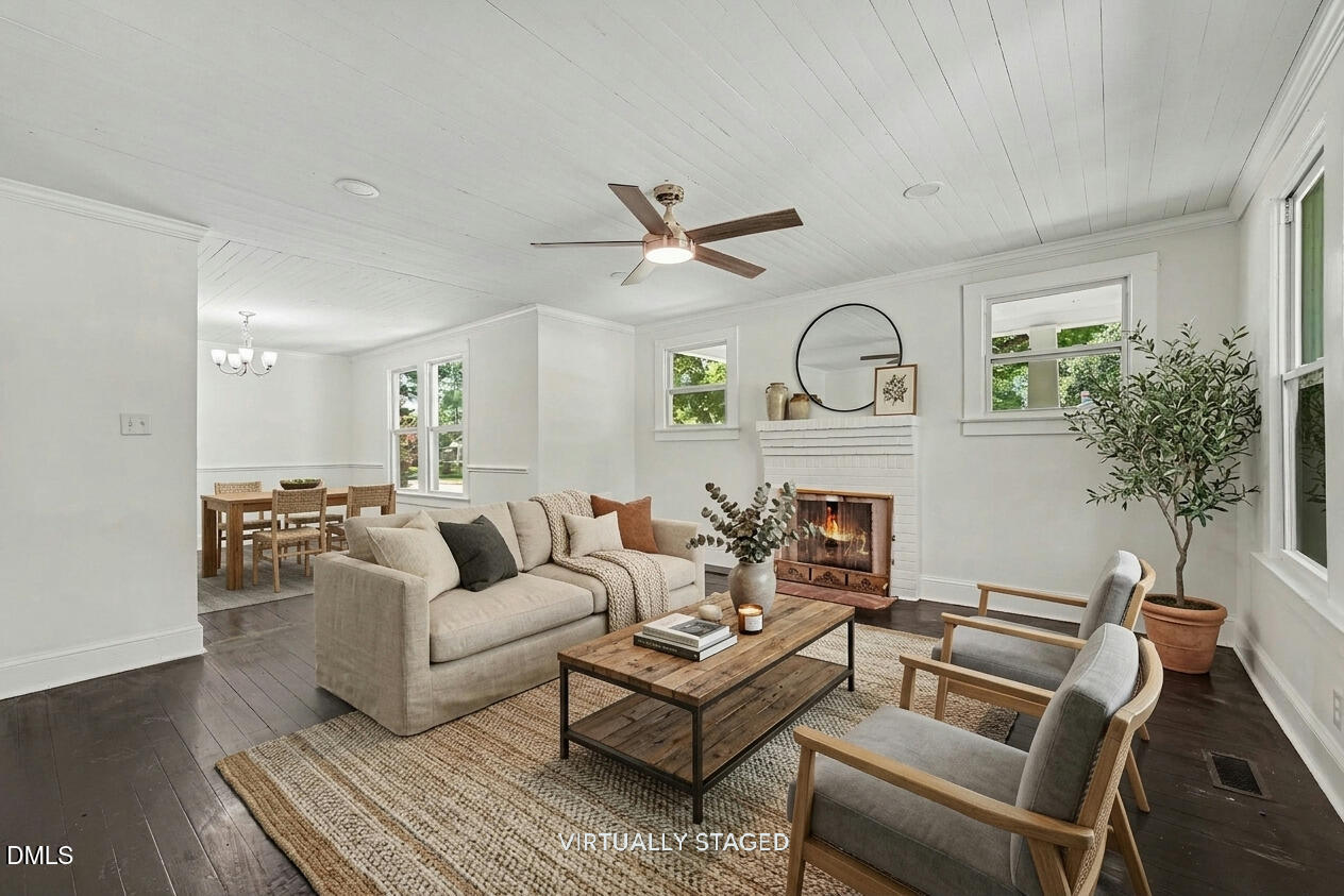 207 Old Post Road Property Photo 4